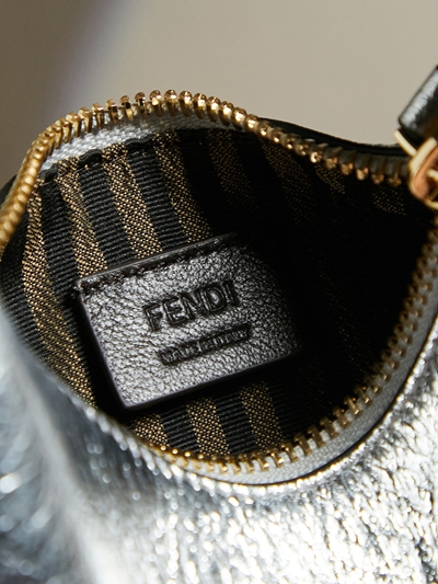 フェンディバッグ全体デザイン